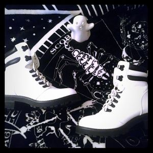 Black and White Lace Up Combat Boots - Size 7